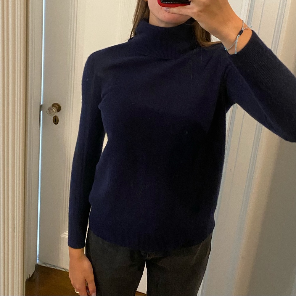 Equipment Femme navy cashmere turtleneck